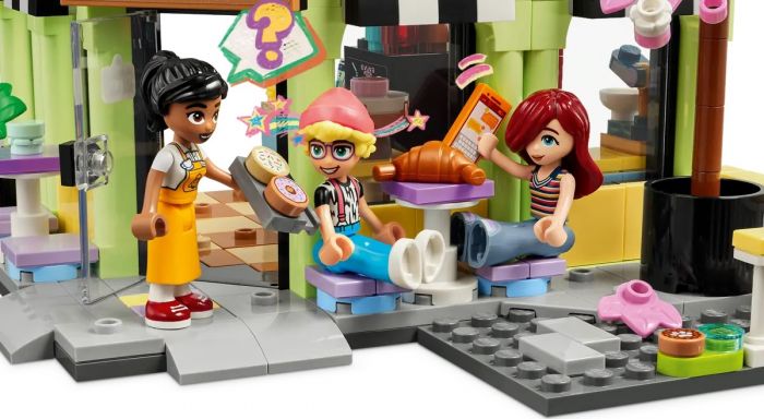 Конструктор LEGO Friends Кав'ярня Хартлейк-Сіті