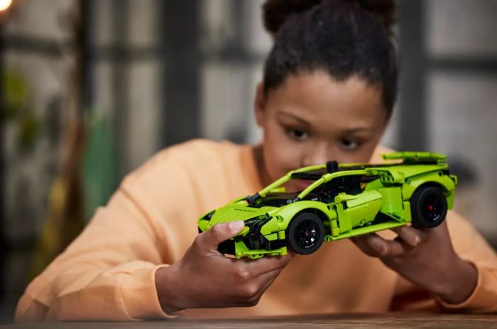 Конструктор LEGO Technic Lamborghini Huracan Tecnica