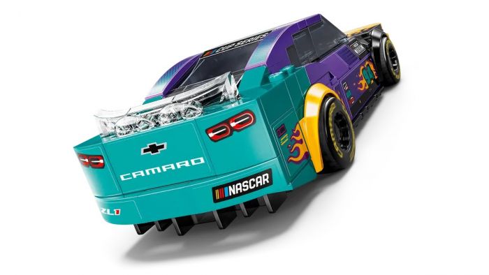 Конструктор LEGO Speed Champions NASCAR® Next Gen Chevrolet Camaro ZL1