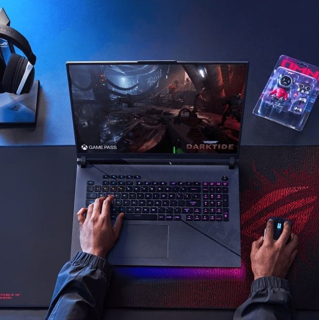 Ноутбук ASUS ROG Strix G18 G814JZR-N6069W 18" 2.5K IPS, Intel i9-14900HX, 32GB, F1TB, NVD4080-12, Win11, Сірий