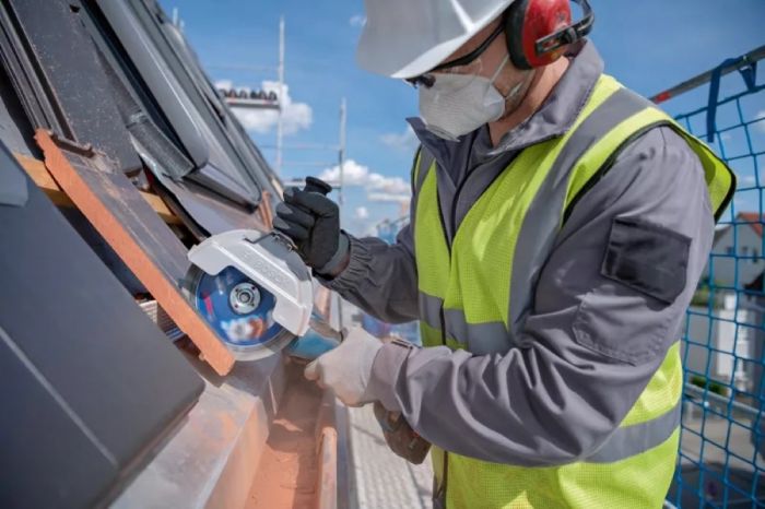 Шліфмашина кутова акумуляторна Bosch GWS 182P 125 мм 18В 2800-9000об·хв без АКБ та ЗП 1,7кг