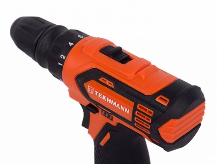 Шурупокрут-дриль акумуляторний Tekhmann TCD-12 QC Li v2.0 12В 2х2А·год 28Нм 0-400·1500об/хв 1кг кейс