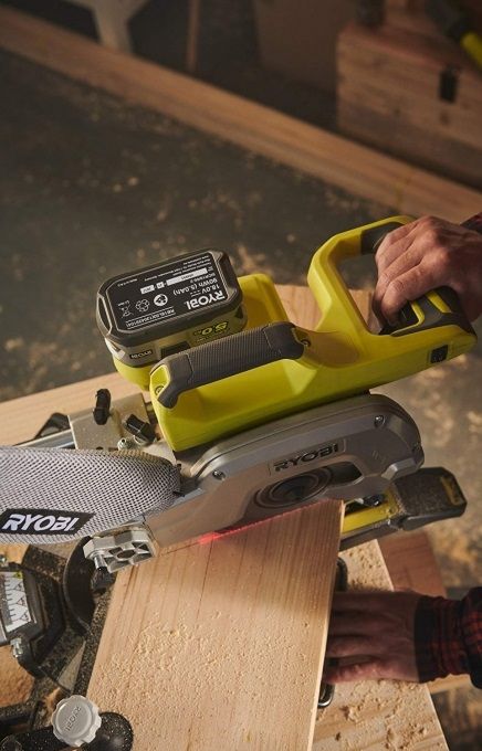 Пила торцювальна акумуляторна Ryobi ONE+ R18MS216-0 18В диск 216мм лазер 14.4кг без АКБ та ЗП