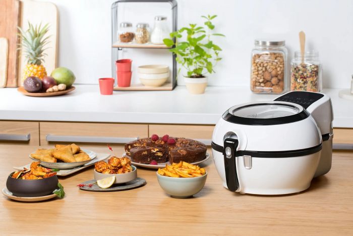 Мультипіч Tefal ActiFry Genius, 1350Вт, чаша-1,2л, сенсорне керув., підкл. до смартфону, авто перемішування, пластик, білий