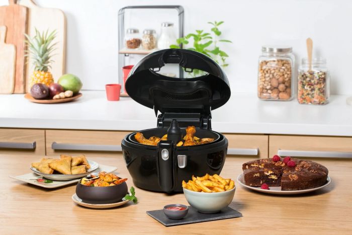 Мультипіч Tefal ActiFry Genius, 1350Вт, чаша-1,2л, сенсорне керув., підкл. до смартфону, авто перемішування, пластик, чорний