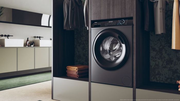 Пральна машина Haier фронтальна, 9кг, 1400, A+++, 60см, дисплей, пара, інвертор, люк чорний, прямий привід, cріблястий