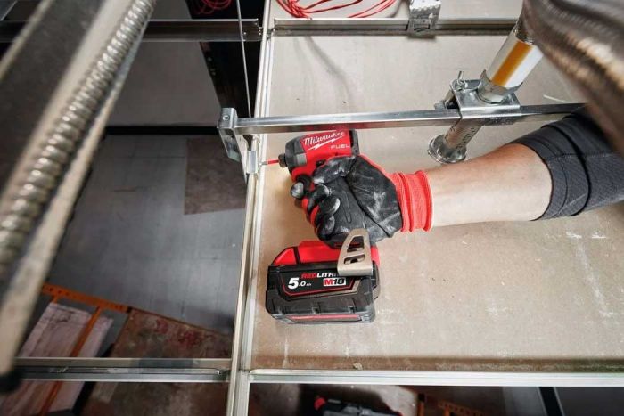 Гвинтоверт ударний акумуляторний Milwaukee M18 FID3-0X 18В 226Нм 0-3900об/хв кейс 1.7кг без АКБ та ЗП