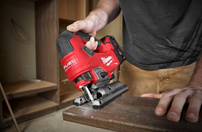 Лобзик акумуляторний Milwaukee M18 FJS-0X 18В 3500об/хв хід 25мм кейс 2.9кг без АКБ та ЗП