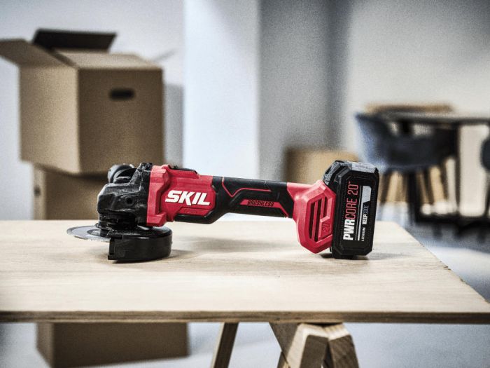 Шліфмашина кутова акумуляторна SKIL 3923 CA 125мм 20В безщіткова 10000об/хв плав. пуск 1.63кг без АКБ та ЗП