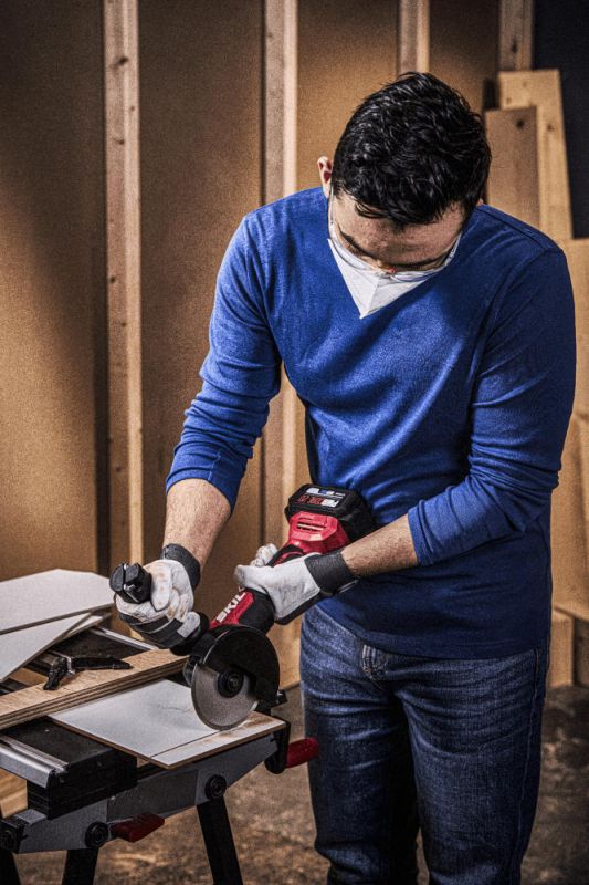 Шліфмашина кутова акумуляторна SKIL 3923 CA 125мм 20В безщіткова 10000об/хв плав. пуск 1.63кг без АКБ та ЗП