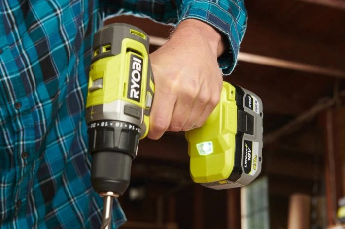 Шурупокрут-дриль акумуляторний Ryobi ONE+ RDD18-1C20S 18В 1х2А·год ЗП 52Нм 450·1750об/хв 1.1кг сумка Шурупокрут-дриль акумуляторний Ryobi ONE+ RDD18-1C20S 18В 1х2А·год ЗП 52Нм 450·1750об/хв 1.1кг сумка