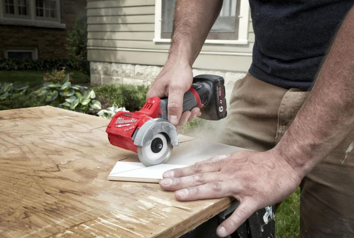 Шліфмашина кутова акумуляторна Milwaukee M12 FCOT 76мм 12В 1кг