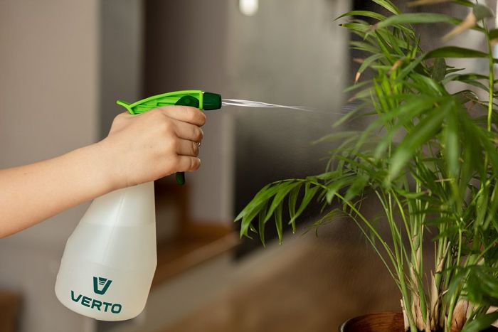 Обприскувач ручний Verto пластик 0.550л 0.070кг