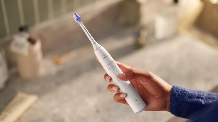 Щітка зубна електр. Philips, Sonicare 6100 Series, 62т. колив/хв, насадок-1, футляр, білий