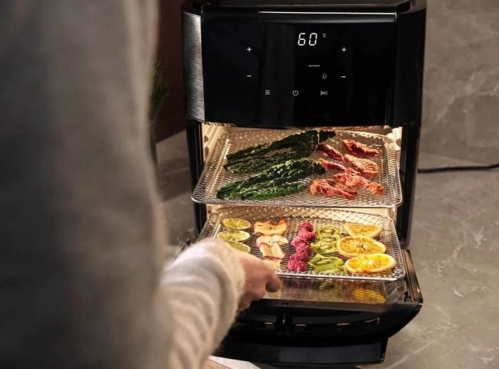 Мультипіч Electrolux 1800Вт, чаша-12л, сенсорне керування, 12 авто. програм, віконце, пластик, чорний