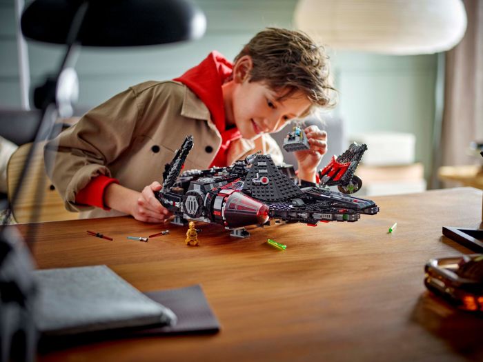 Конструктор LEGO Star Wars Темний сокіл