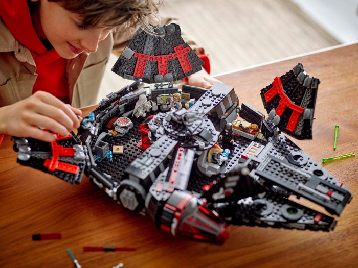 Конструктор LEGO Star Wars Темний сокіл