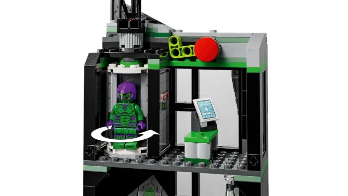 Конструктор LEGO Super Heroes Людина-павук проти Оскорпа