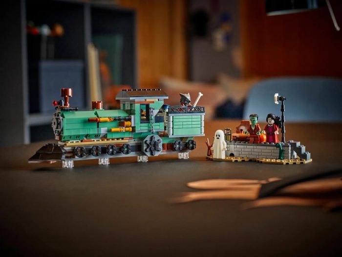 Конструктор LEGO Creator Маєток із привидами