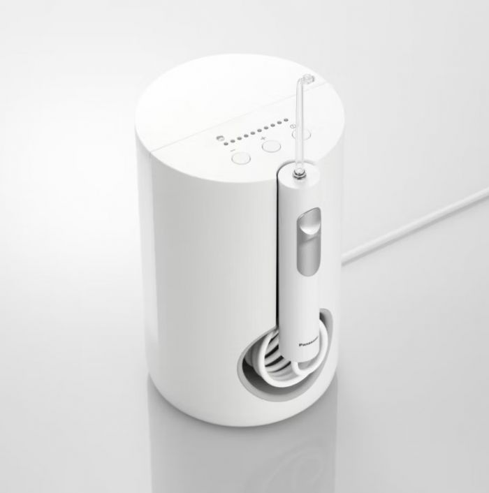 Іригатор Panasonic стаціонарний, чаша 600 мл, від мережі , 4 насадки, білий