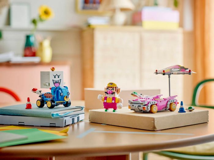 Конструктор LEGO Super Mario Mario Kart – Wario та King Boo