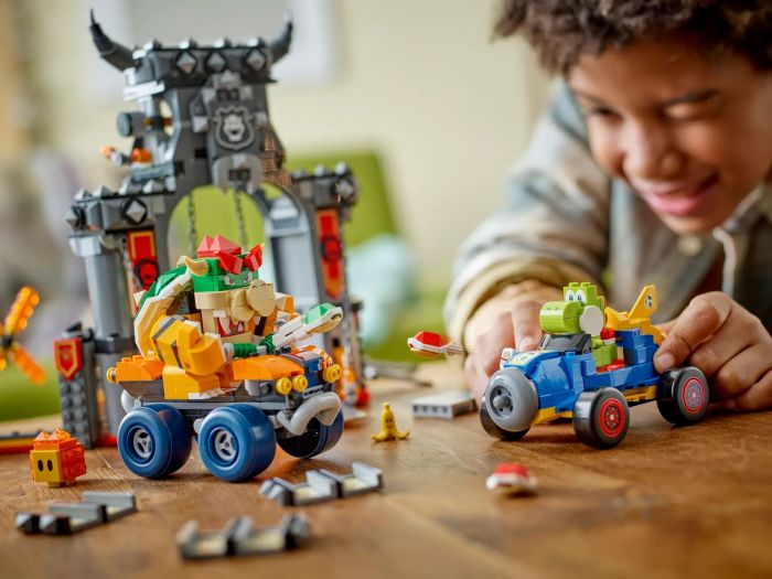 Конструктор LEGO Super Mario Mario Kart – Bowser та його замок