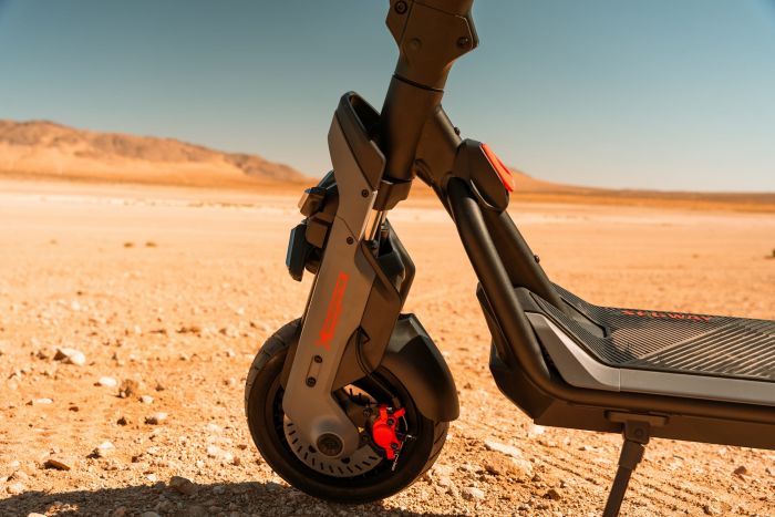 Електросамокат Segway-Ninebot GT3 PRO, чорний Електросамокат Segway-Ninebot GT3 PRO, чорний