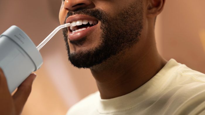 Іригатор Philips портативний Sonicare Compact Flosser 1000, чаша 200 мл, складний, голубий Іригатор Philips портативний Sonicare Compact Flosser 1000, чаша 200 мл, складний, голубий