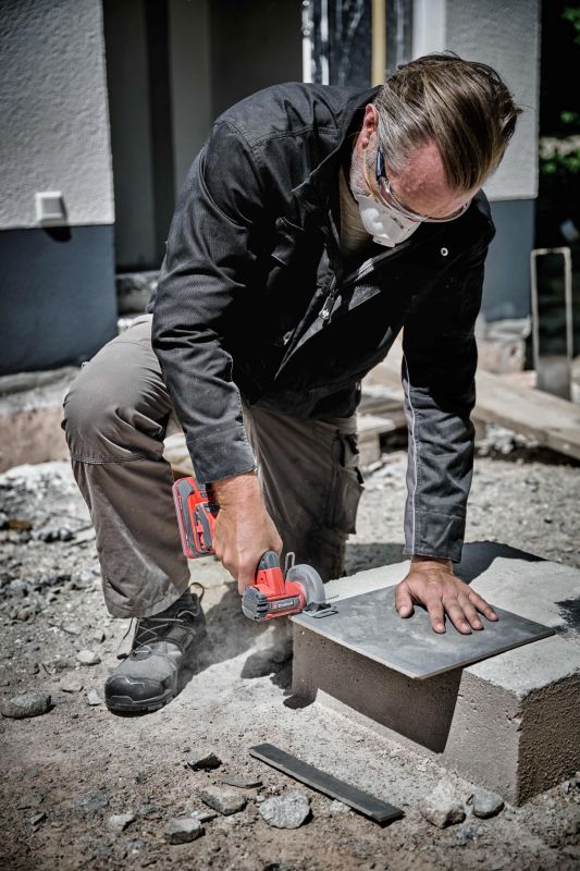 Шліфмашина відрізна акумуляторна Einhell Professional TP-CO 18/76-C Li BL - Solo безщіткова 16мм 18В 20000об/хв 0.67кг без АКБ та ЗП Шліфмашина відрізна акумуляторна Einhell Professional TP-CO 18/76-C Li BL - Solo безщіткова 16мм 18В 20000об/хв 0.67кг без АКБ та ЗП