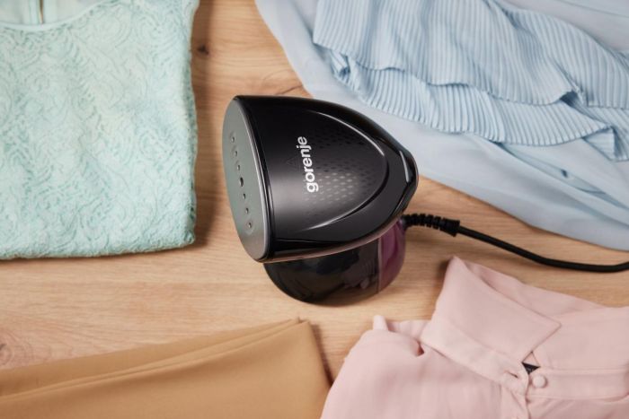 Відпарювач Gorenje, 2100Вт, 220мл, 35 гр., чорний