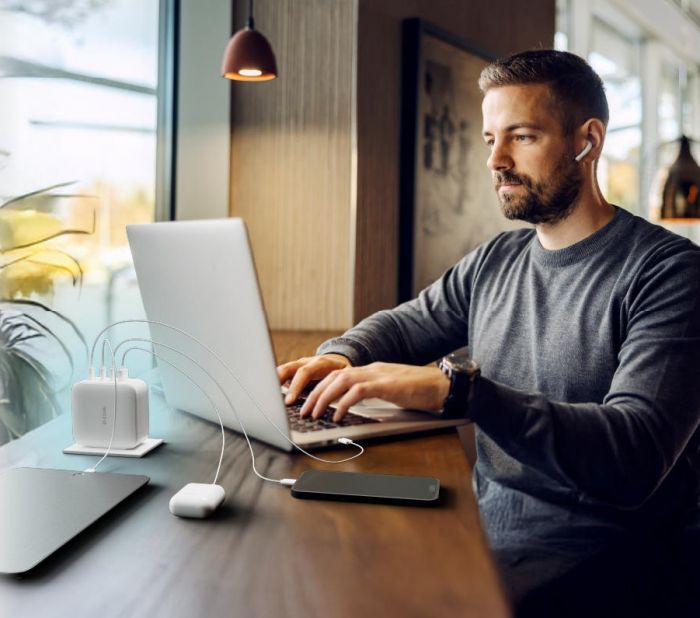 Зарядний пристрій мережевий D-Link DCP-101 100Вт GaN 3хUSB-С, 1xUSB-A, білий