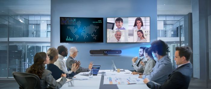 Відеотермінал Aver VB370A, Android 13, 4.5x Optical Zoom, 2 об'єктива 4K, PTZ, 14х Uni-mic, радіус дії 10 м, динаміки 2 х 6 Вт, Zoom Rooms, Dual Screen, чорний