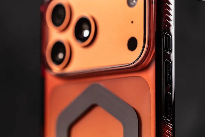 Чохол UAG для iPhone 17 Pro Max, Plyo MagSafe, Black/Clear Ombre