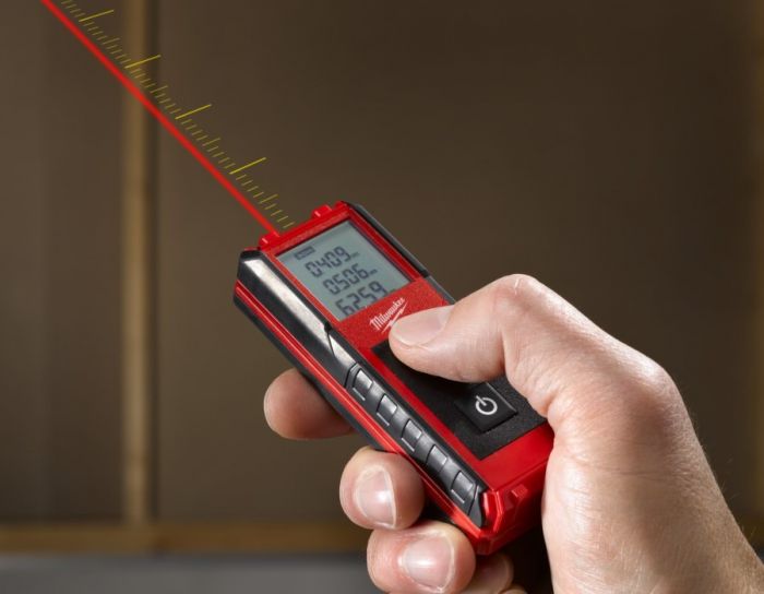 Далекомір лазерний Milwaukee LDM30, 0.15-30м, ±2мм, 2AАA 0.1кг