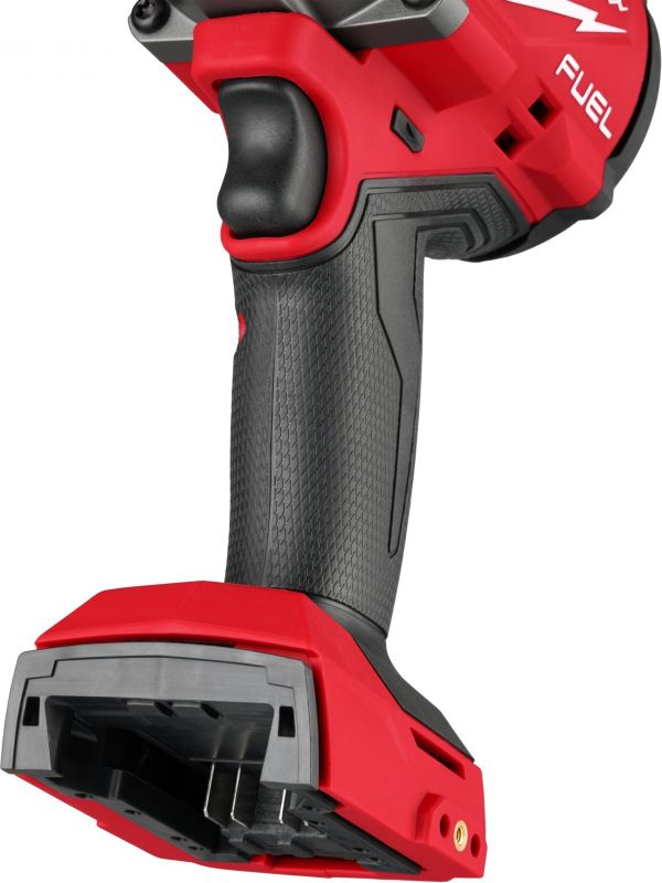 Гайковерт ударний акумуляторний Milwaukee M18 FHIW2F12-0X 18В 1491Нм 0-2000об/хв 1/2" кейс 3.4кг без АКБ та ЗП