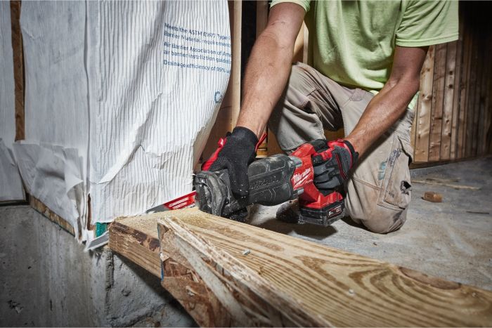 Пила шабельна акумуляторна Milwaukee M18 FUEL ONE-KEY 18В пропил 300мм хід 32мм 3.8кг без АКБ та ЗП