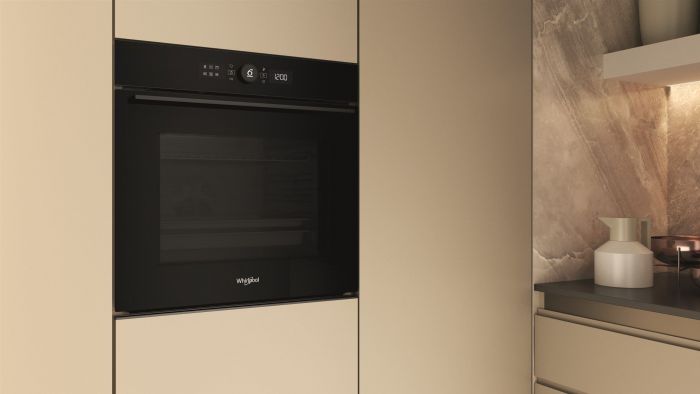 Духова шафа Whirlpool електрична, 73л, A+, дисплей, конвекція, телескопічні напрямні, чорний