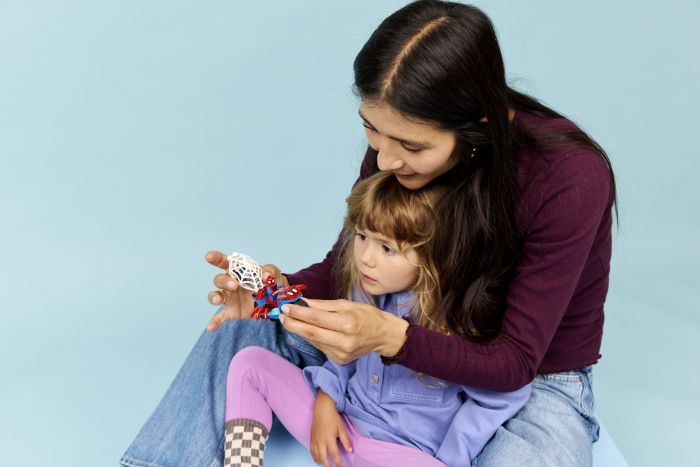 Конструктор LEGO Spidey Павук на мотоциклі проти Носорога