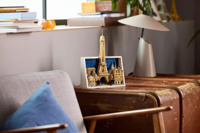 Конструктор LEGO Architecture Париж — місто кохання