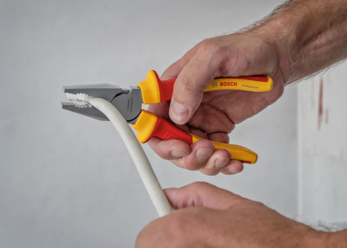 Кейс електрика Bosch Professional VDE набір 37шт