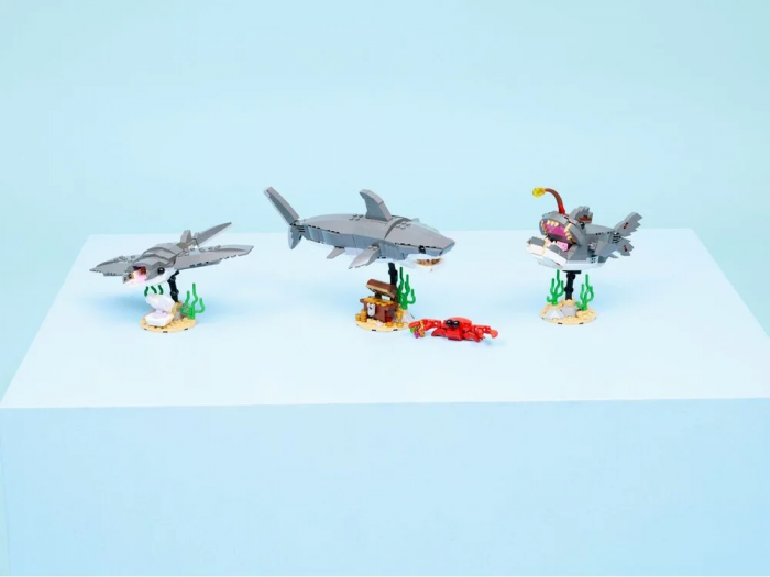 Конструктор LEGO Creator Люта акула зі скринею скарбів