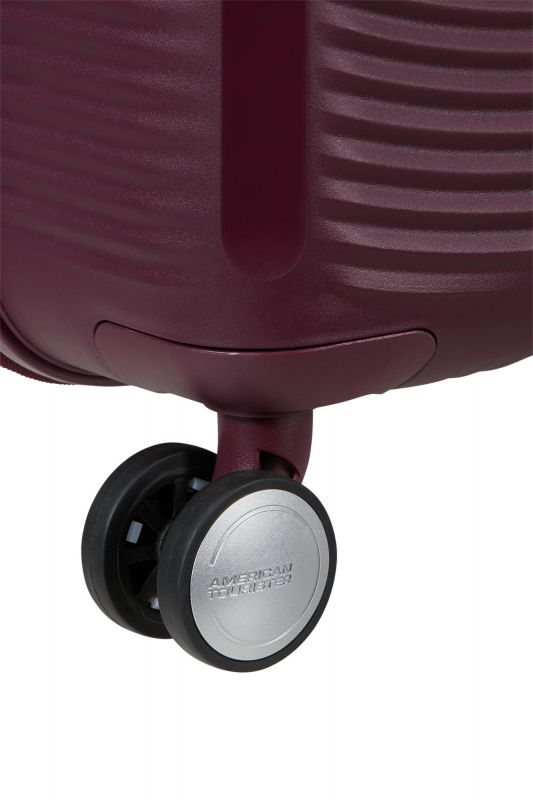 Валіза American Tourister, Soundbox, поліпропілен, середня, 67см, 71.5/81л, TSA, 4 колеса, EXP, бордовий
