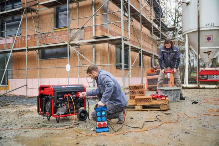 Генератор бензиновий Einhell TC-PG 8000 230В/400В, 3.3/8.0кВт, електростартер, AVR 25л, 96.74кг