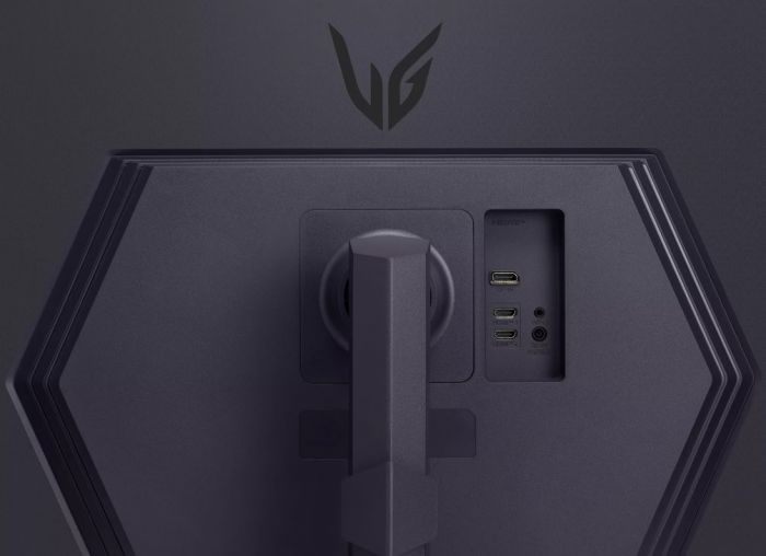 Монітор LG 31.5" 32GS75Q-B 2xHDMI, DP, Audio, IPS, 2560x1440, 180Hz, 1ms, sRGB 99%, G-SYNC, FreeSync, Pivot, HDR400