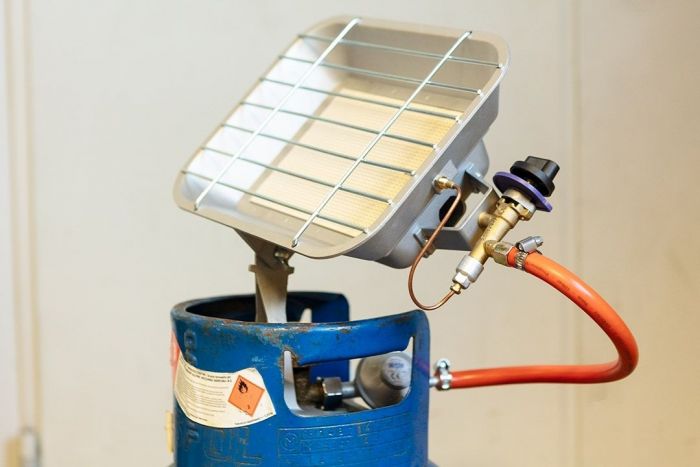 Обігрівач газовий Neo Tools, 4.6кВт, 218-355г/год, 37мбар, редуктор, шланг 40см