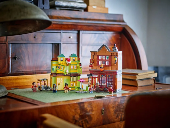 Конструктор LEGO Harry Potter Якісні товари для квідичу і кафе з морозивом