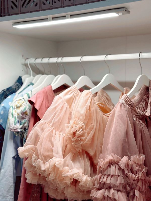 Світильник з акумулятором OSRAM LINEAR FLAT 4Вт 3000/4000/6500К 270Лм 600мм 3000мА•год димується датчик руху USB-A > USB-С сірий