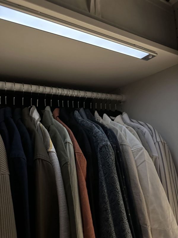 Світильник з акумулятором OSRAM LINEAR FLAT 4Вт 3000/4000/6500К 270Лм 600мм 3000мА•год димується датчик руху USB-A > USB-С сірий