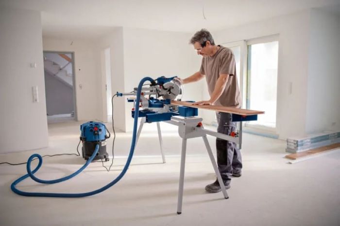 Пила торцювальна Bosch Professional GCM 305-216 D 1200Вт 5200об/хв диск 216мм 16.8кг