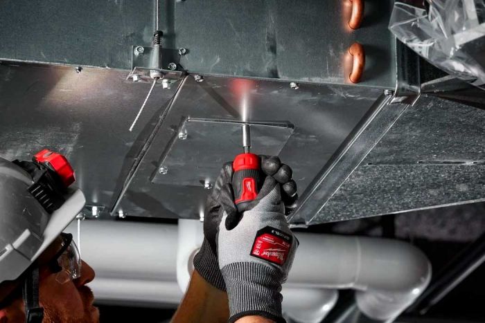 Викрутка Milwaukee, 8 насадок, руків'я двокомпонентне, PH1,PH2,PZ1,PZ2,T15,SL 0.6x4.5,SL 1.2x6.5мм